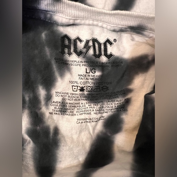 AC/DC Back in Black Tie Dye Band Tee Size L - NWOT - Picture 4 of 4